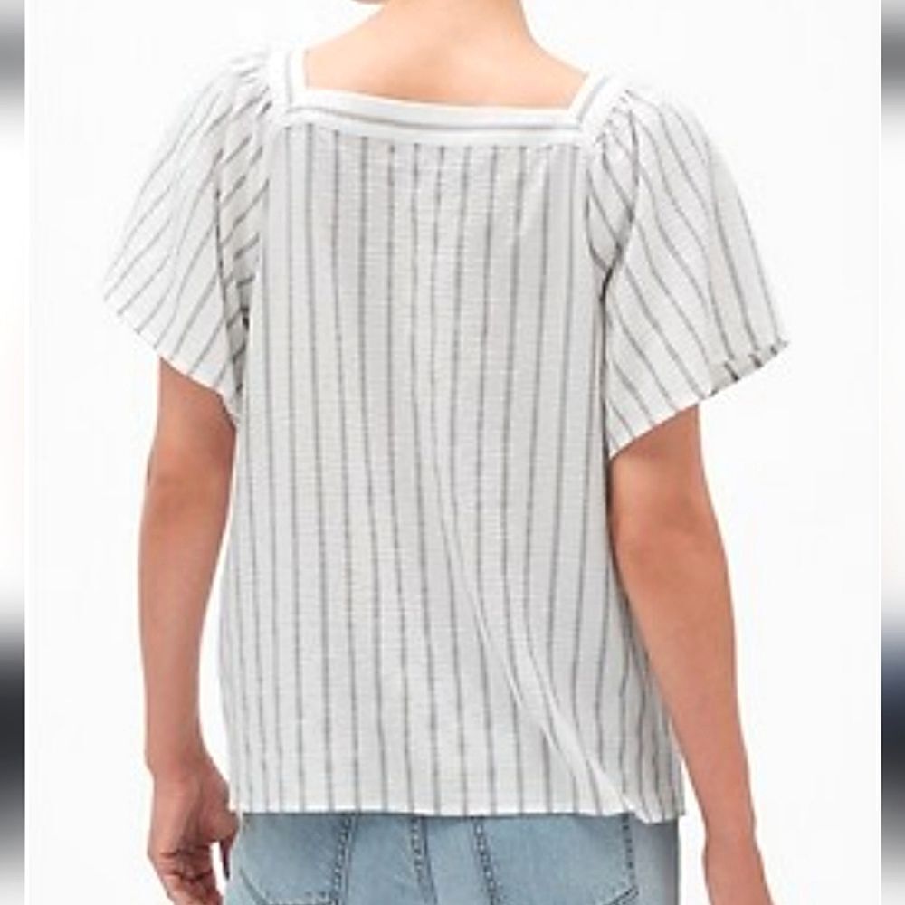 BANANA REPUBLIC Black White Vertical Stripe Yarn Square Neck Flutter Sleeve S